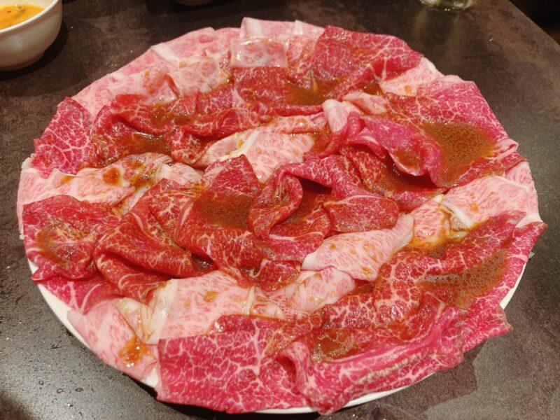 暴食カルビロース【タレ】のおかわり（武蔵小杉 大衆焼肉 暴飲暴食）