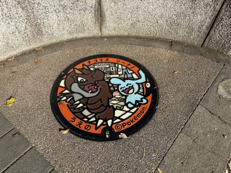 国立科学博物館のポケふた(近景)